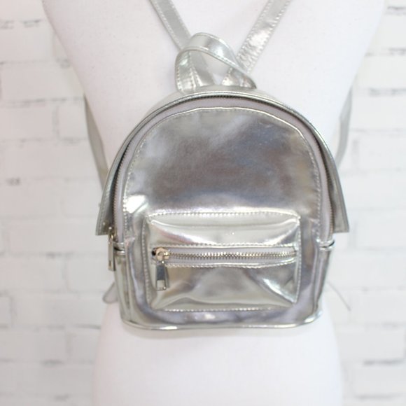 Silver Mini BackPack - Picture 2 of 6